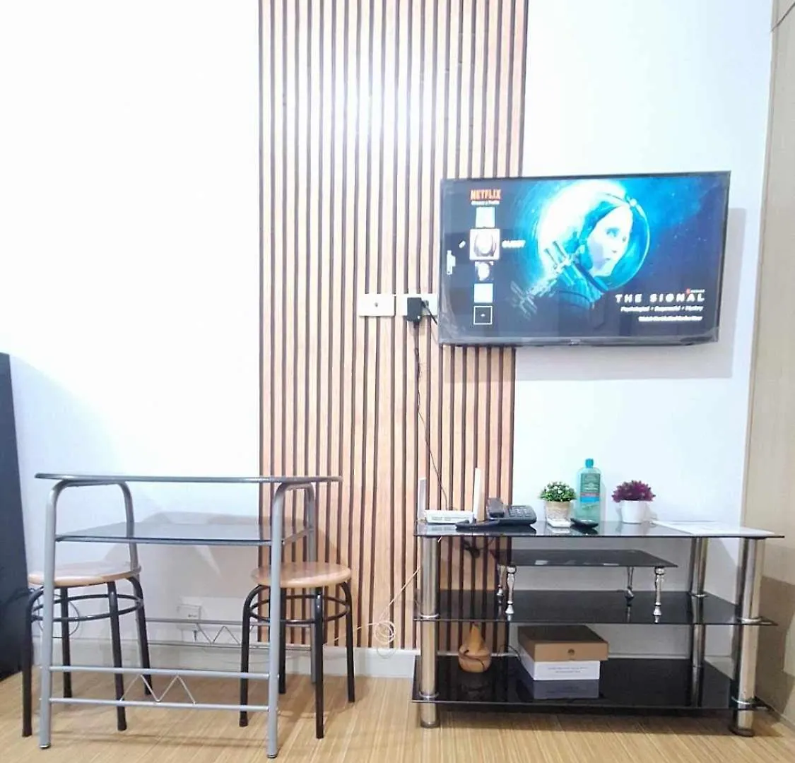 Comfy 1Br With Pool View And Wi-Fi In Grace Res Taguig City Manila 0*,