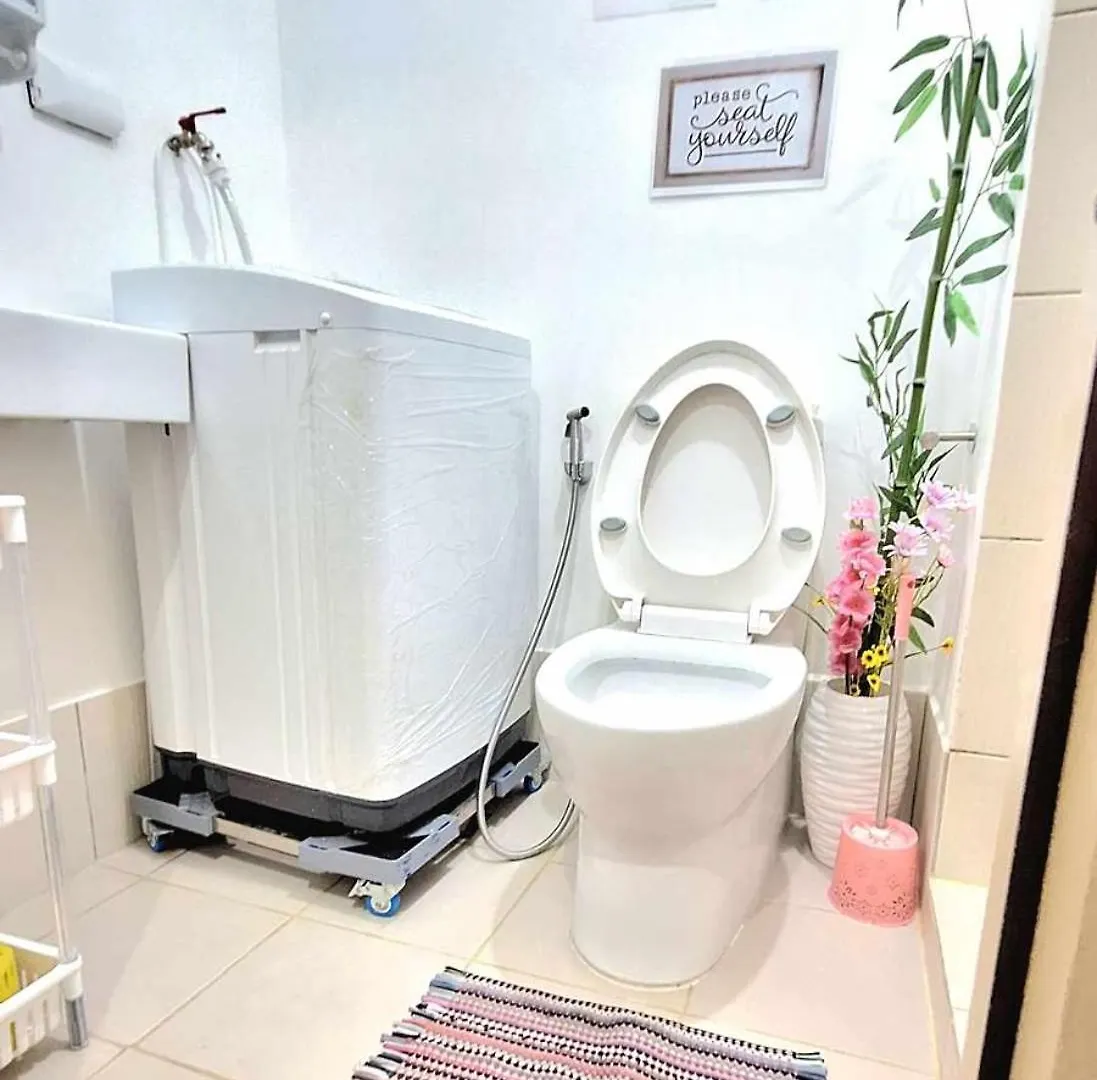 Comfy 1Br With Pool View And Wi-Fi In Grace Res Taguig City Manila 0*,