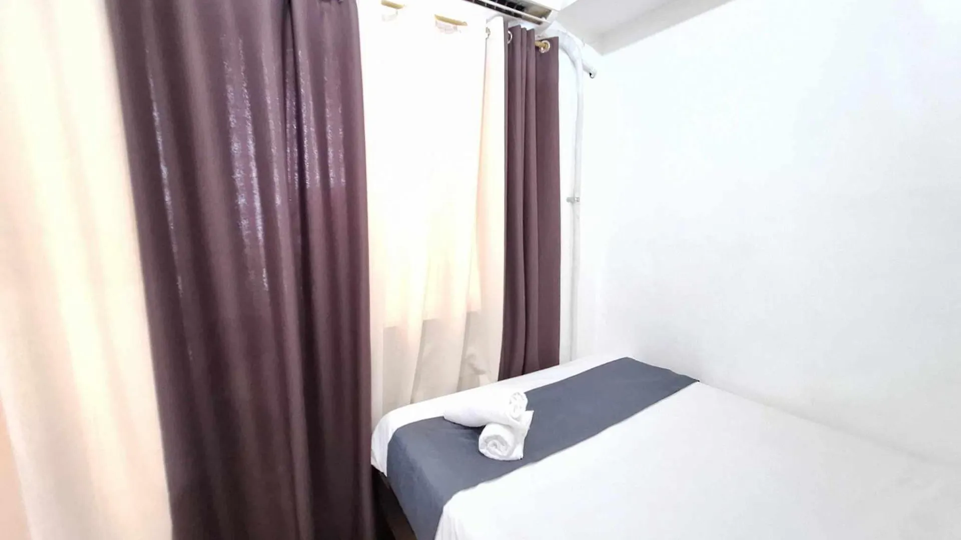 Comfy 1Br With Pool View And Wi-Fi In Grace Res Taguig City Manila 0*,  Philippines