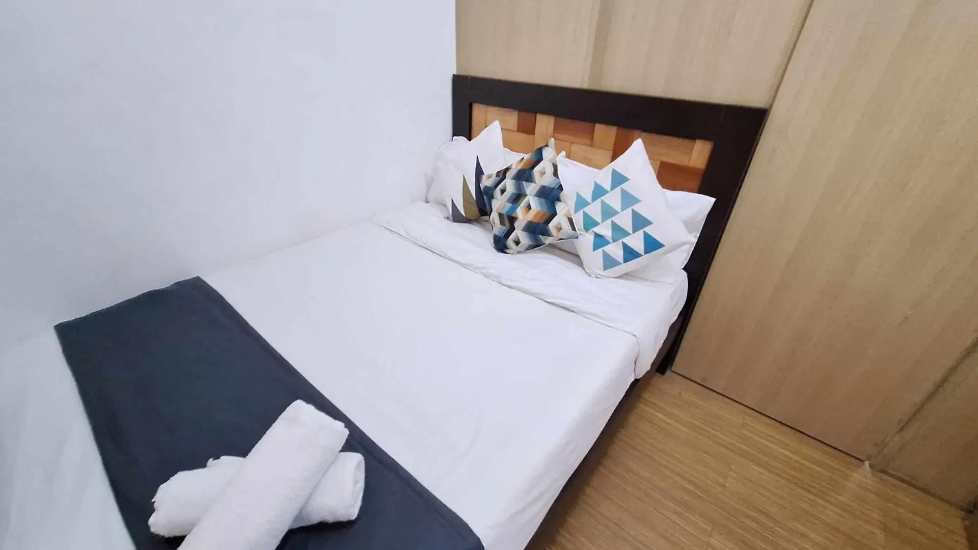 Comfy 1Br With Pool View And Wi-Fi In Grace Res Taguig City Manila 0*,  Philippines